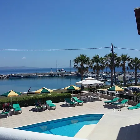 Albatross Hotel Kefalos 3*