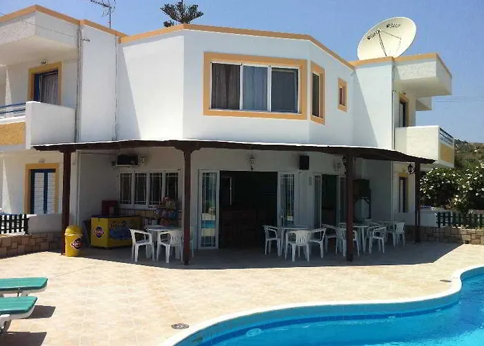 Aparthotel Albatross 3*