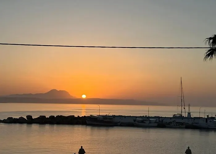 Aparthotel Albatross 3*