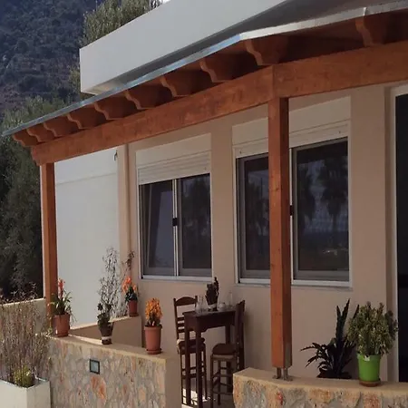 Albatross Hotel apartamentowy Kéfalos